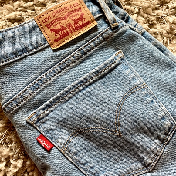 Levi Denim Jeans 711 Skinny Jeans - Picture 2 of 4